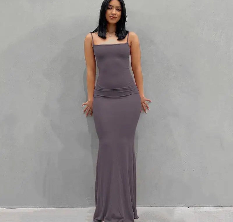 Robe satin dos-nu