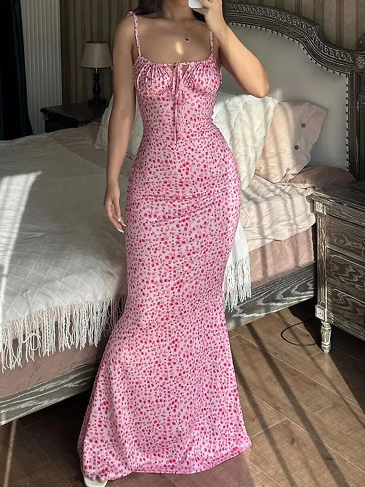Robe midi fleurie bretelles fines