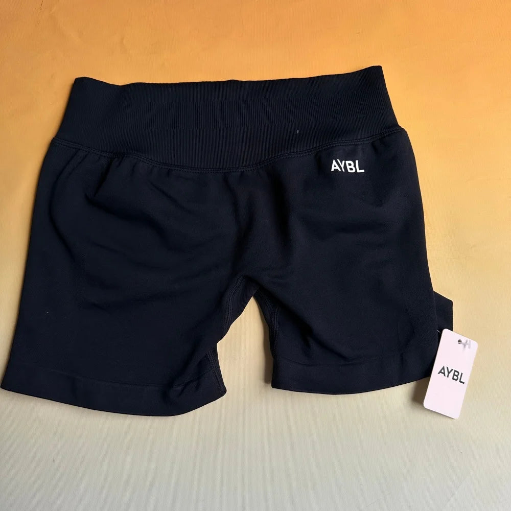 Duo sport dos-nu & short taille haute