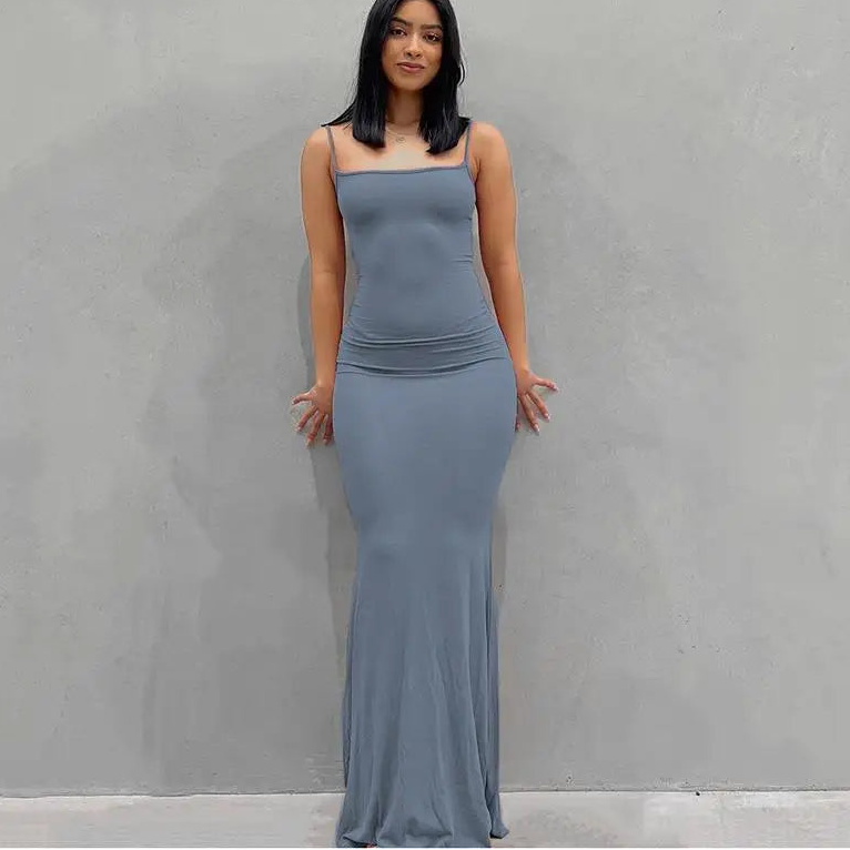 Robe satin dos-nu