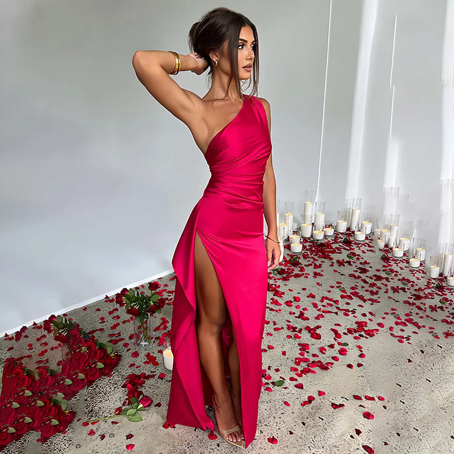 Robe satin asymétrique